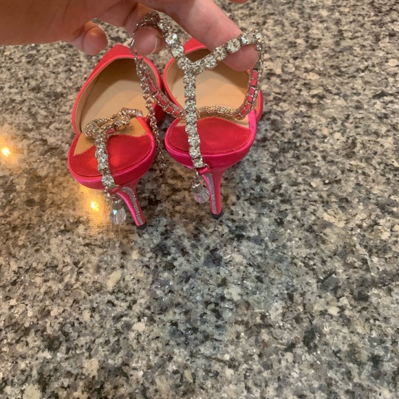 Heels - Picture 4 of 5